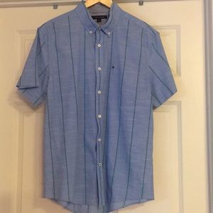 Tommy Hilfiger Men’s short sleeve shirt.